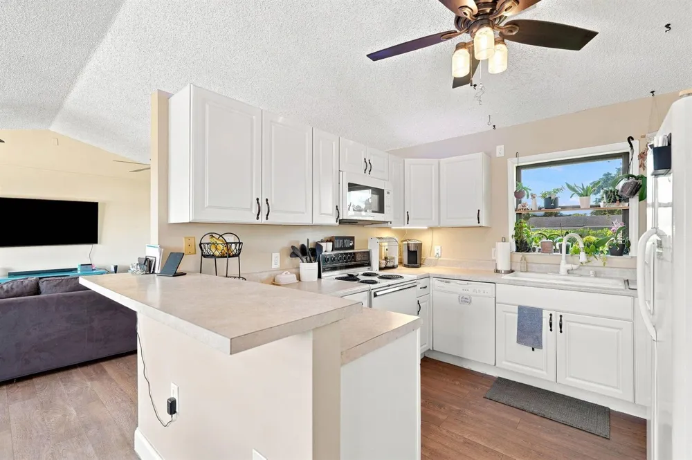 9179 Honeywell Road Lake Worth, FL 33467