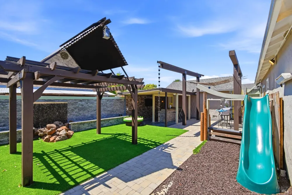 123 Mabry Way San Rafael, CA 94903