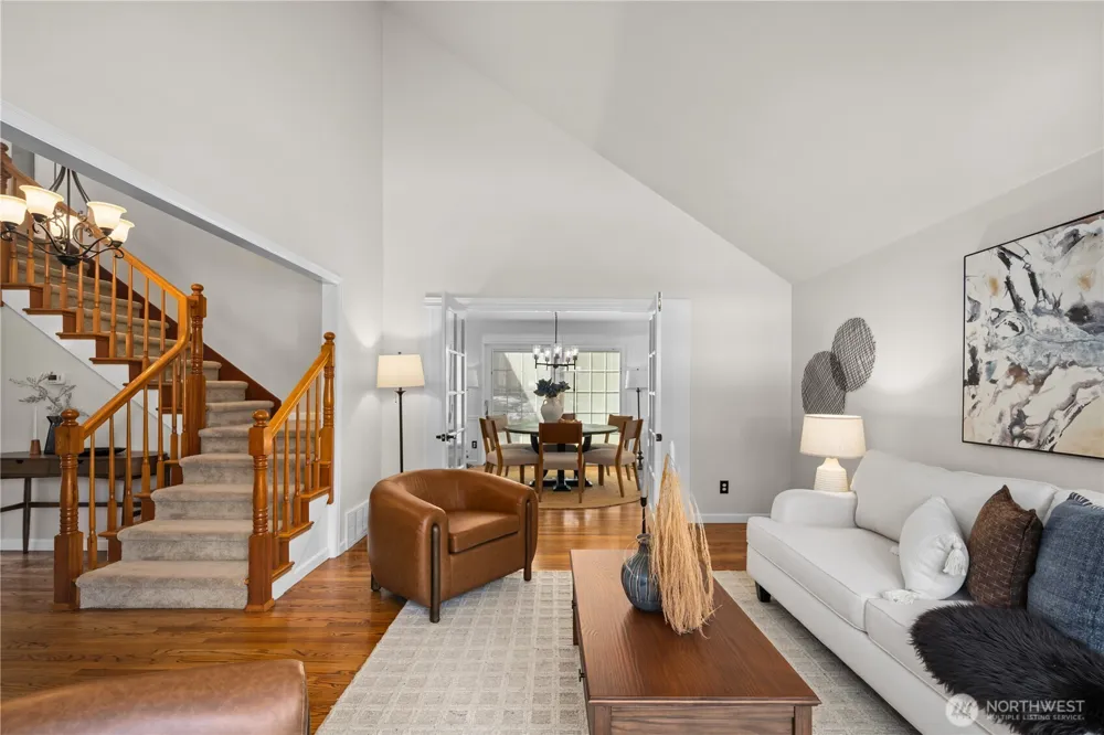 24717 SE 45th Pl Issaquah, WA 98029