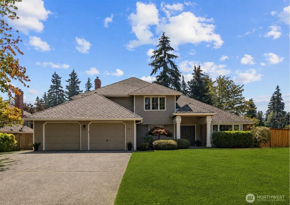 24717 SE 45th Pl Issaquah, WA 98029