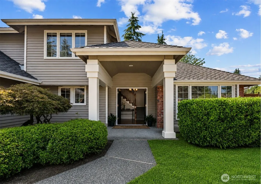 24717 SE 45th Pl Issaquah, WA 98029