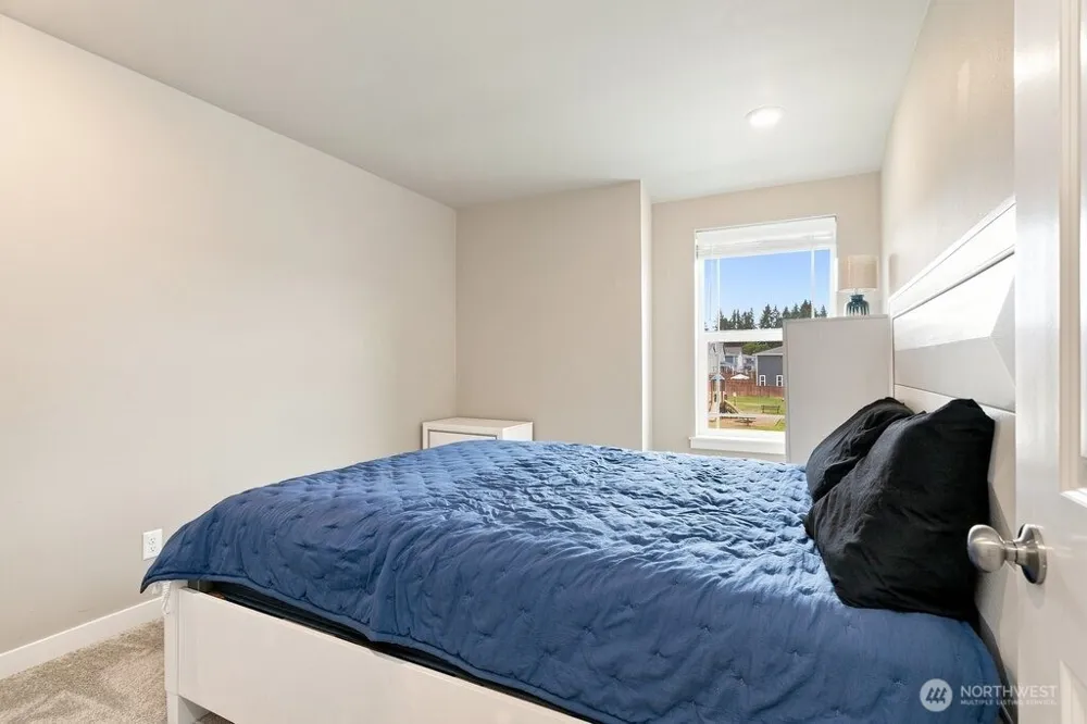 939 Vine Maple Street SE Lacey, WA 98503
