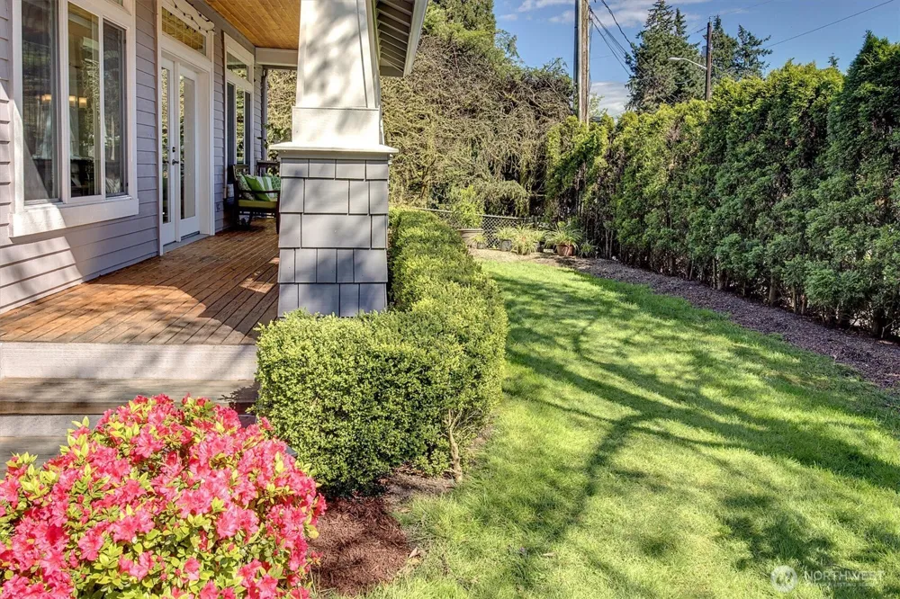 412 15th Avenue Kirkland, WA 98033