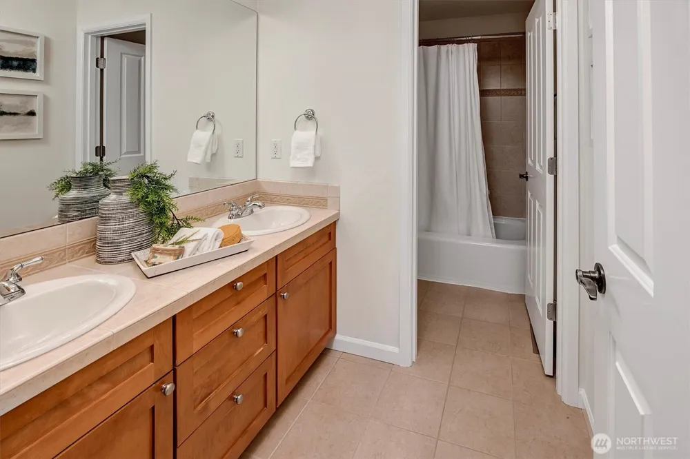 412 15th Avenue Kirkland, WA 98033