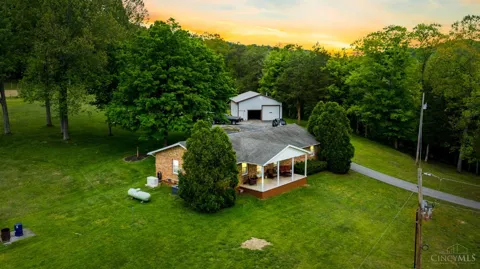 2424 Tulip Road