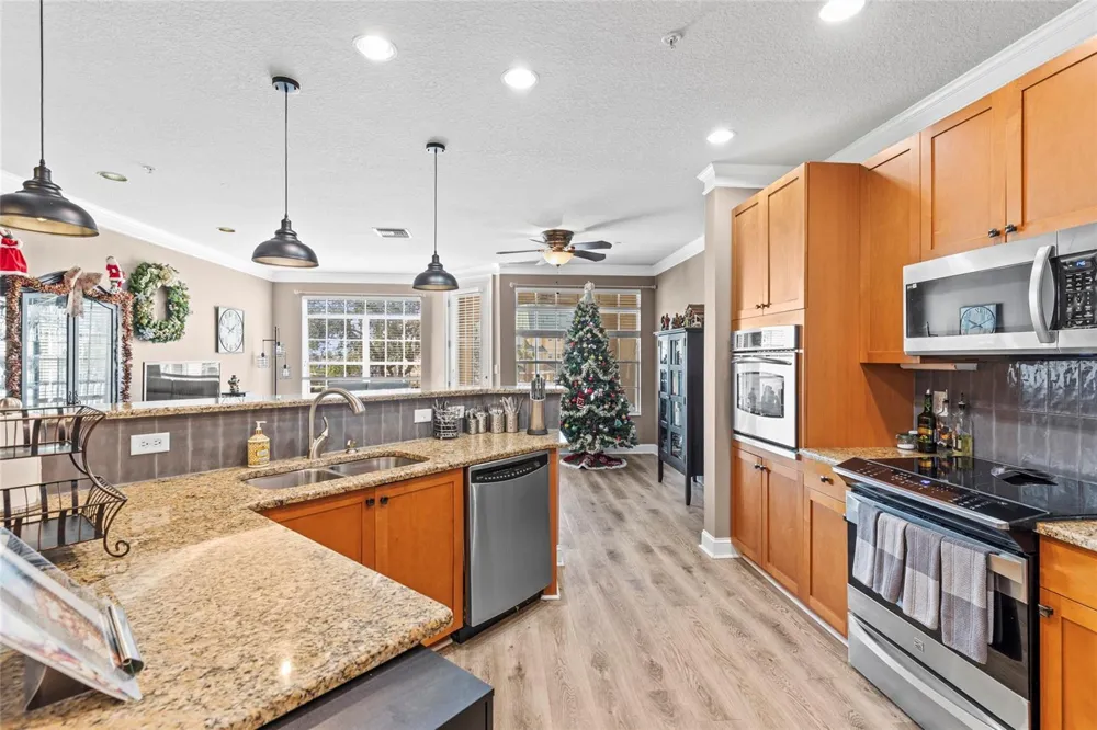 6319 SUNSET BAY CIRCLE Apollo Beach, FL 33572