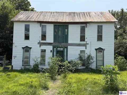 389 Main Street
