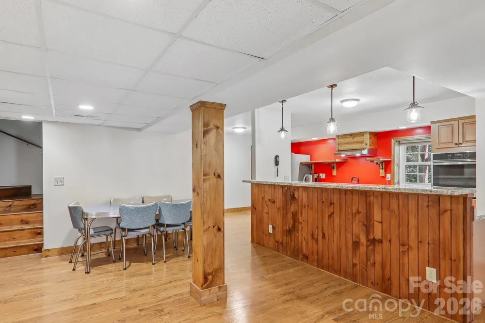 1414 Kanuga Road Hendersonville, NC 28739