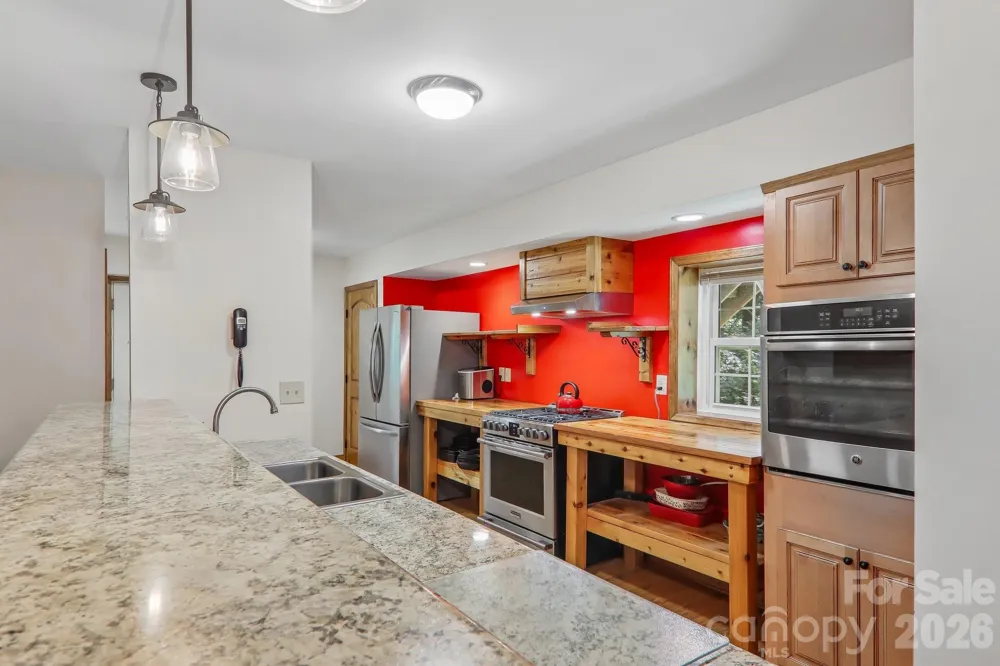 1414 Kanuga Road Hendersonville, NC 28739