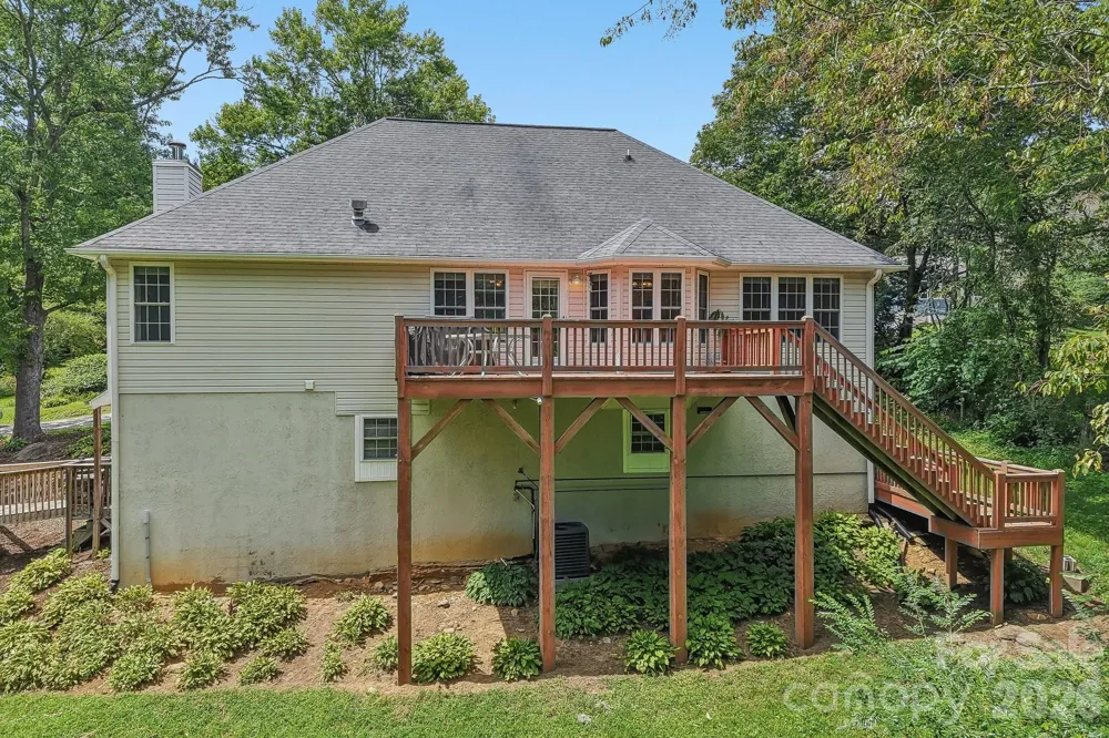 1414 Kanuga Road Hendersonville, NC 28739