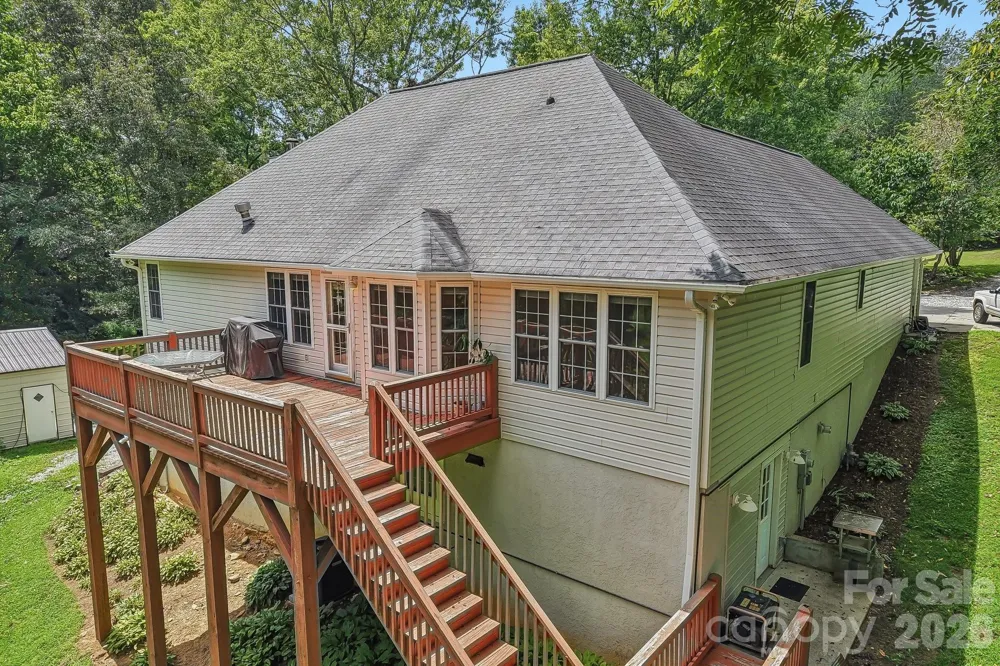 1414 Kanuga Road Hendersonville, NC 28739