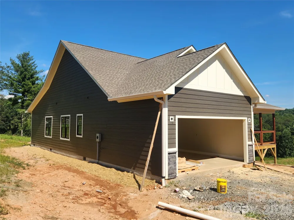 10 Setter Lane Weaverville, NC 28787
