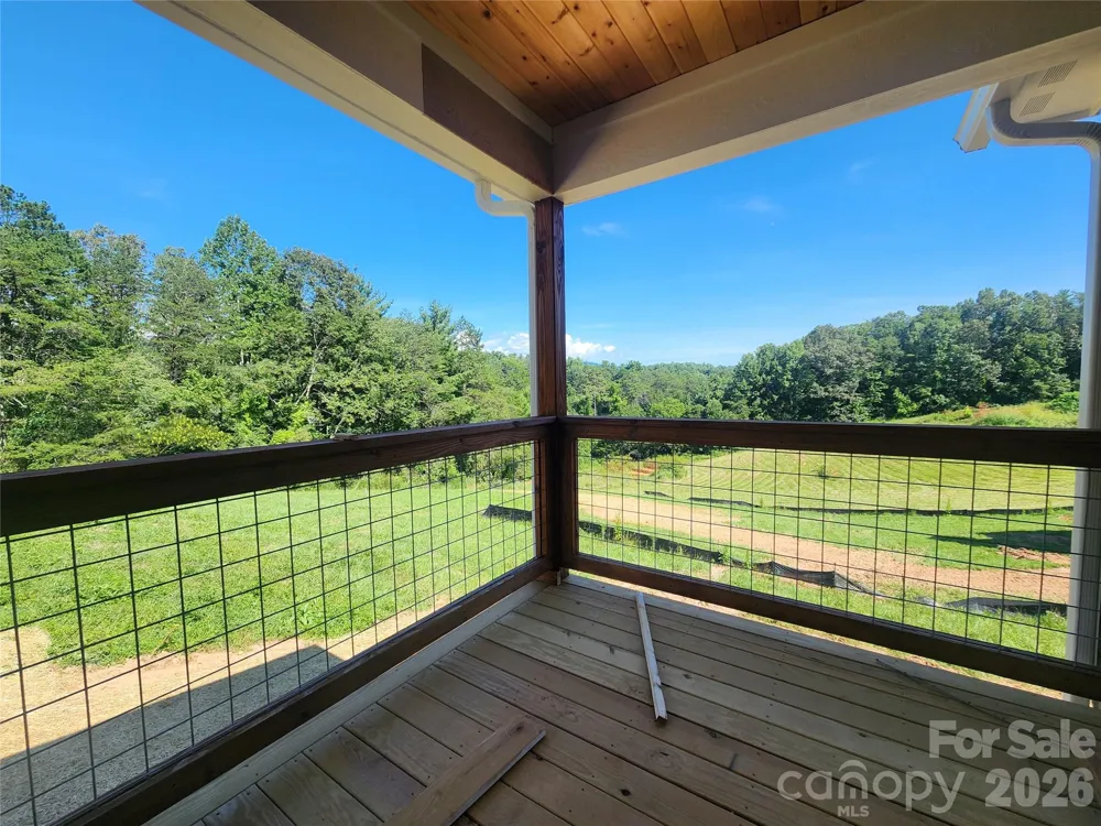 10 Setter Lane Weaverville, NC 28787