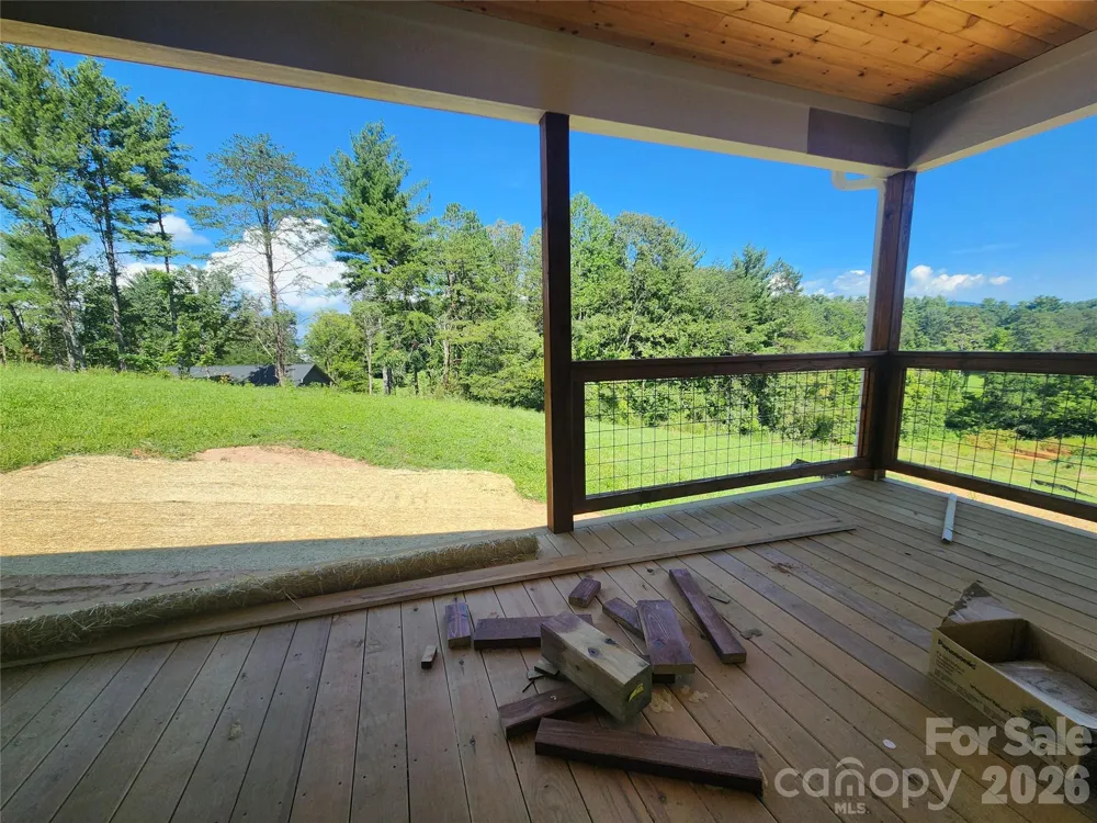 10 Setter Lane Weaverville, NC 28787