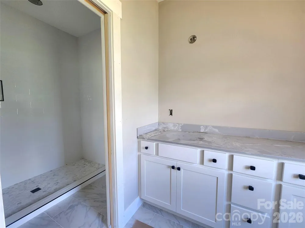 10 Setter Lane Weaverville, NC 28787