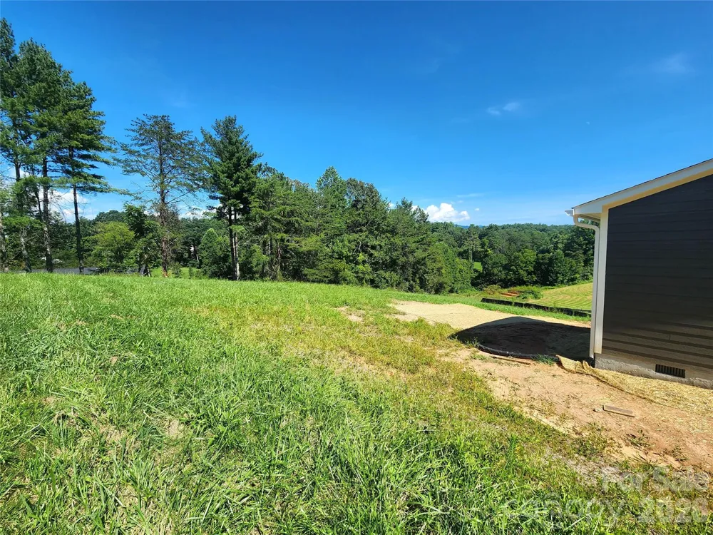 10 Setter Lane Weaverville, NC 28787