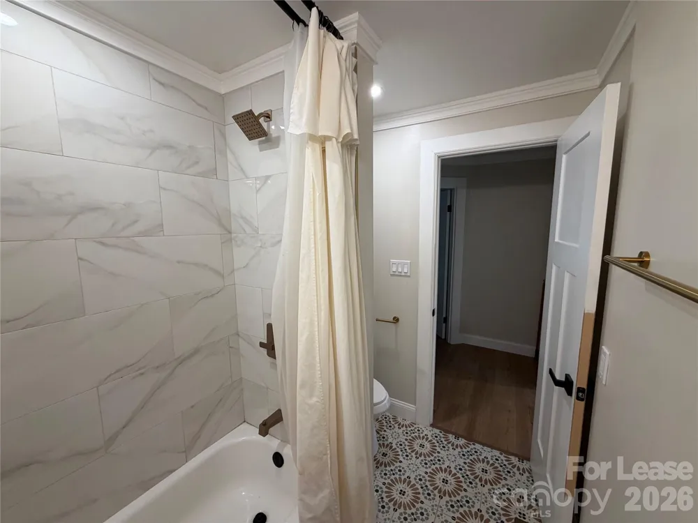 4318 Raney Way Charlotte, NC 28205