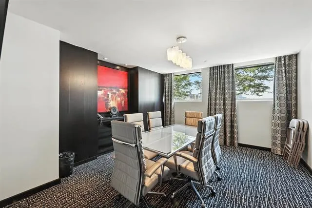1000 AVENUE AT PORT IMPERIAL Weehawken, NJ 07086