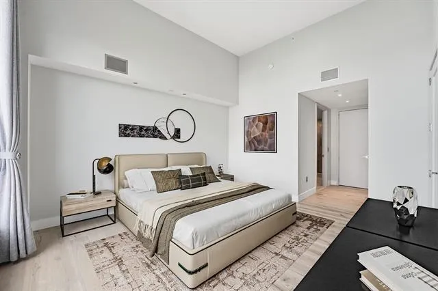 1000 AVENUE AT PORT IMPERIAL Weehawken, NJ 07086