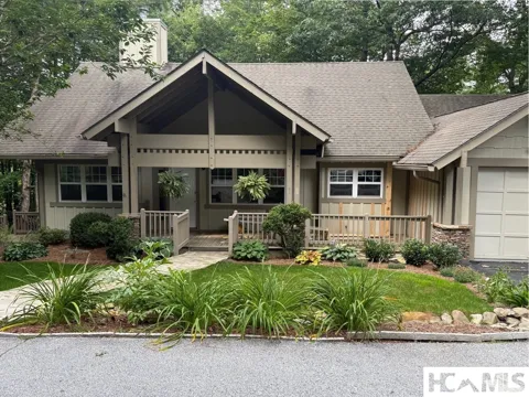 55 Wood Lily Way