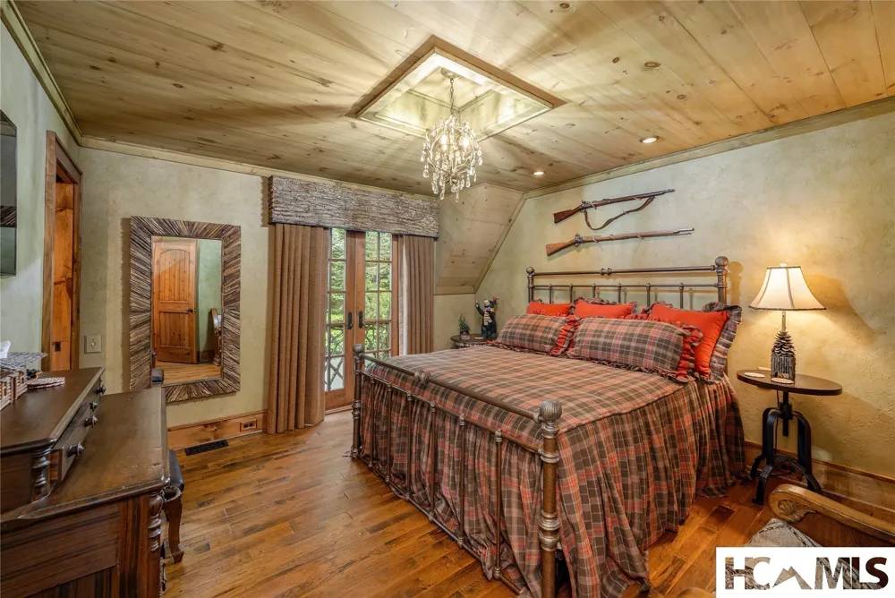 539 Foreman Road Highlands, NC 28741
