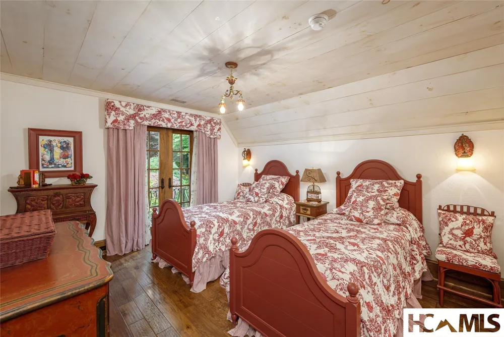 539 Foreman Road Highlands, NC 28741