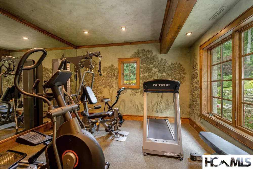 539 Foreman Road Highlands, NC 28741