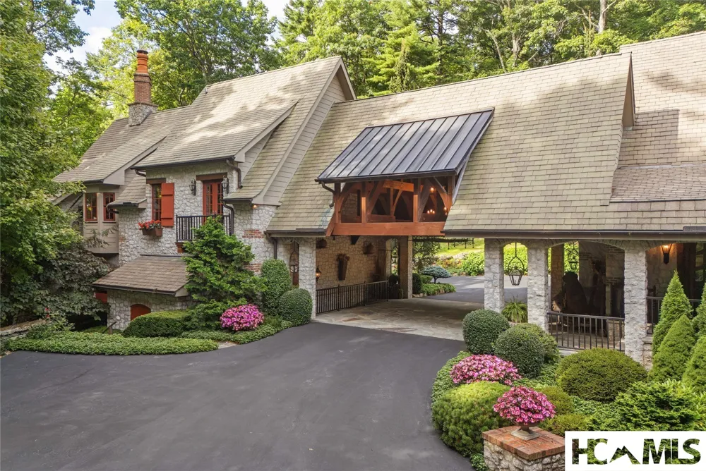 539 Foreman Road Highlands, NC 28741