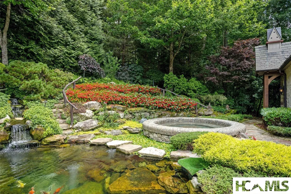 539 Foreman Road Highlands, NC 28741