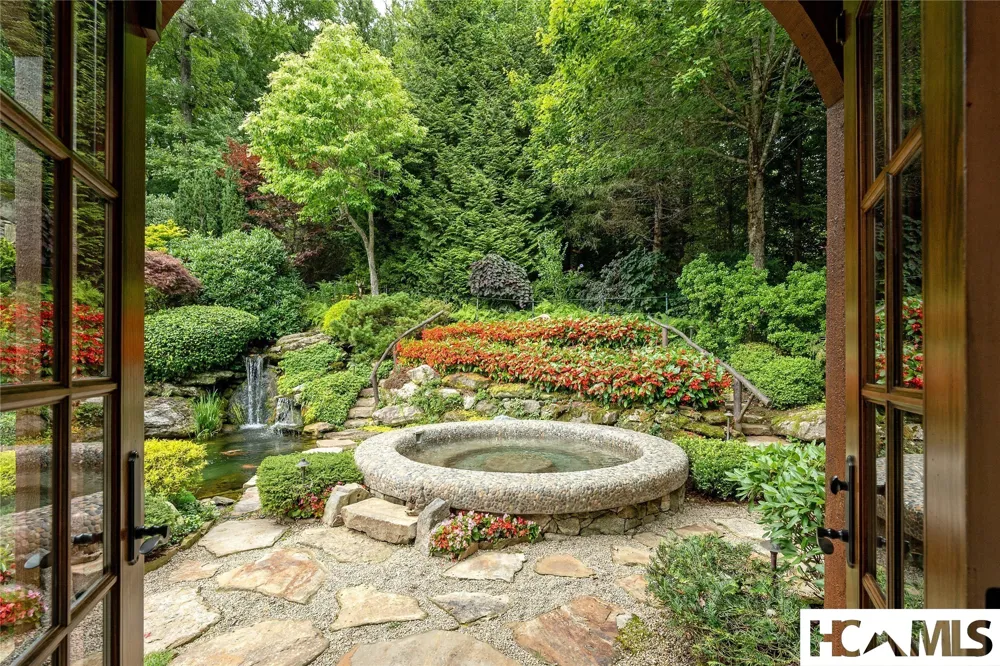 539 Foreman Road Highlands, NC 28741