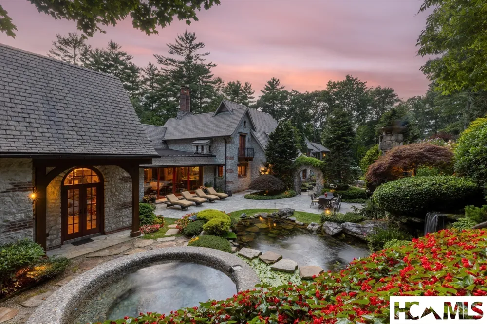 539 Foreman Road Highlands, NC 28741