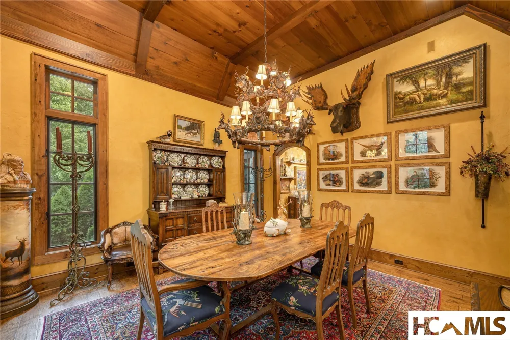 539 Foreman Road Highlands, NC 28741