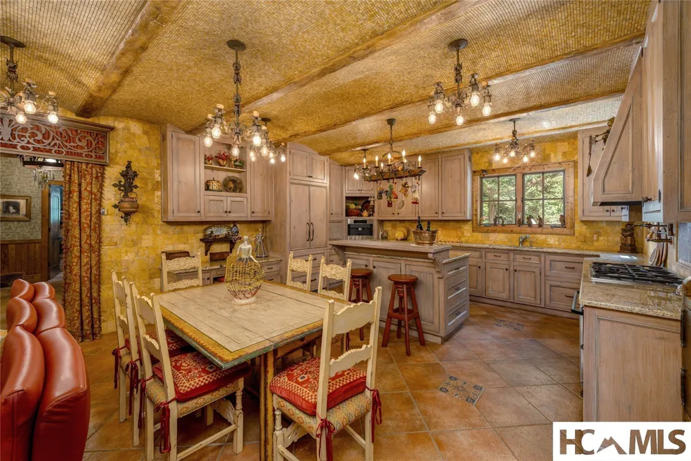 539 Foreman Road Highlands, NC 28741