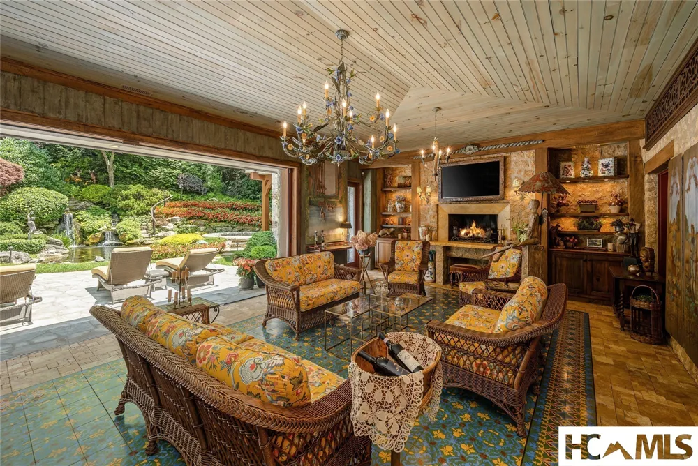 539 Foreman Road Highlands, NC 28741