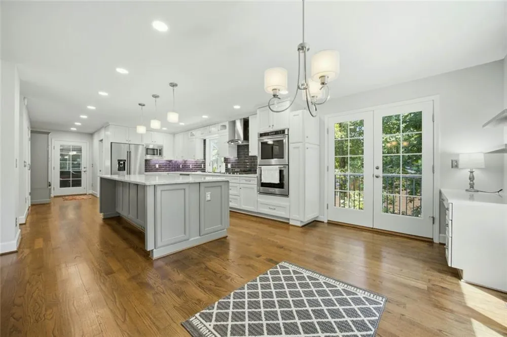 2990 Ascot Lane Roswell, GA 30076