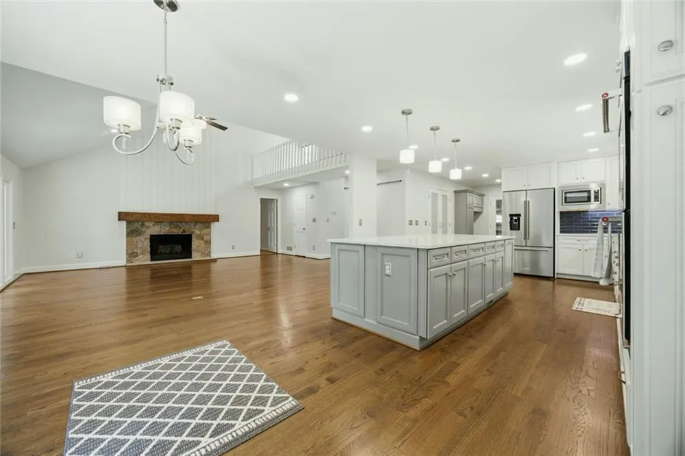 2990 Ascot Lane Roswell, GA 30076