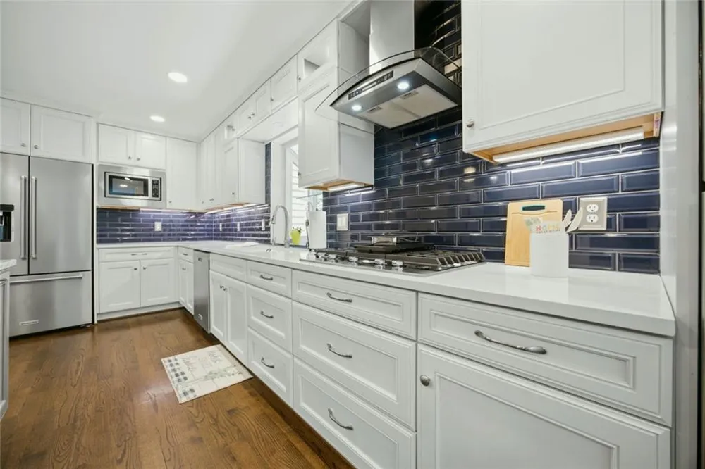 2990 Ascot Lane Roswell, GA 30076