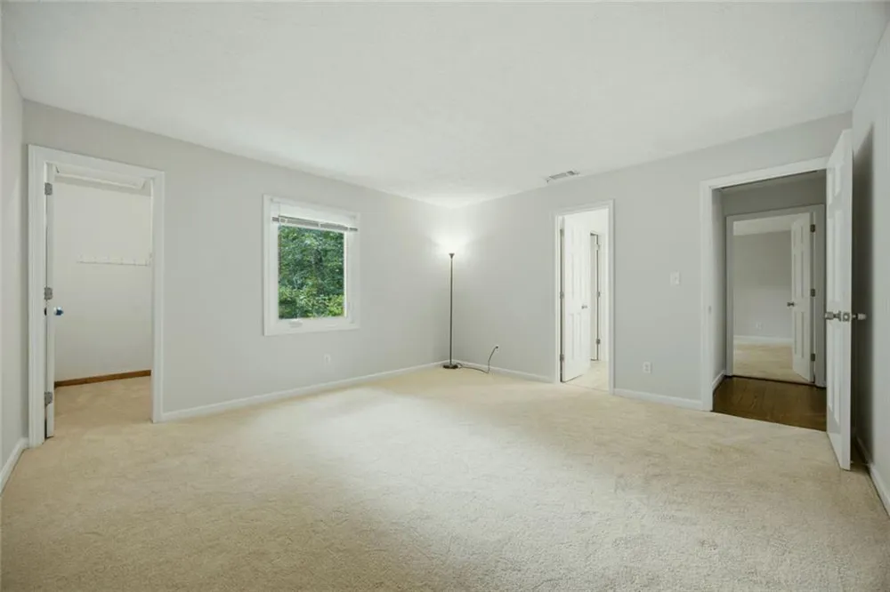 2990 Ascot Lane Roswell, GA 30076