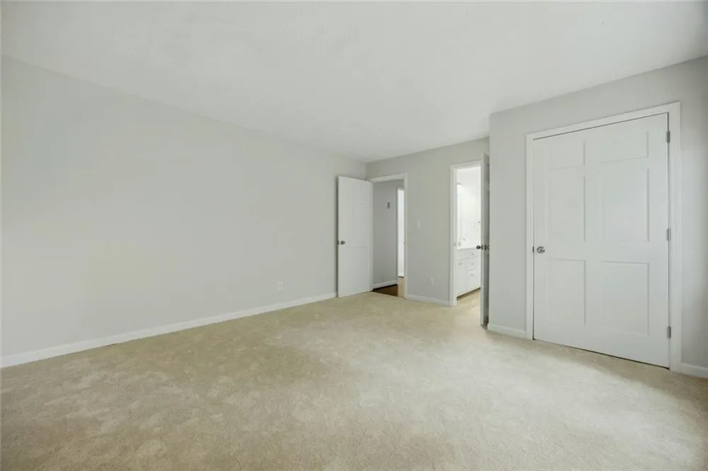 2990 Ascot Lane Roswell, GA 30076