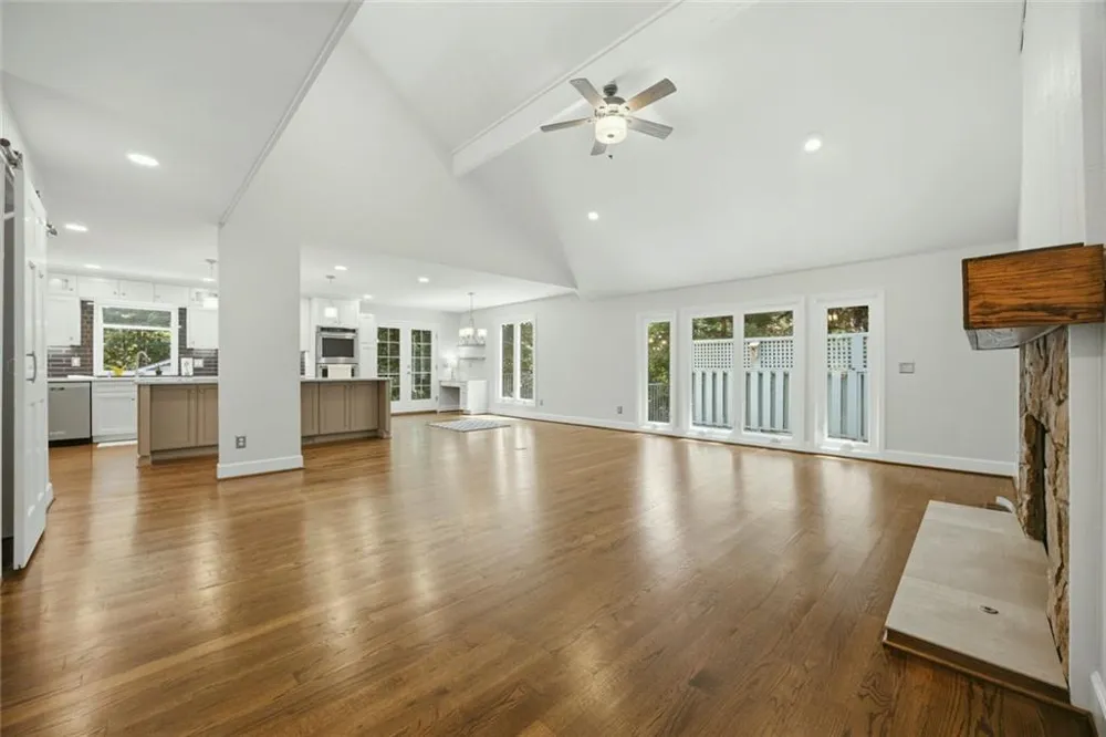 2990 Ascot Lane Roswell, GA 30076