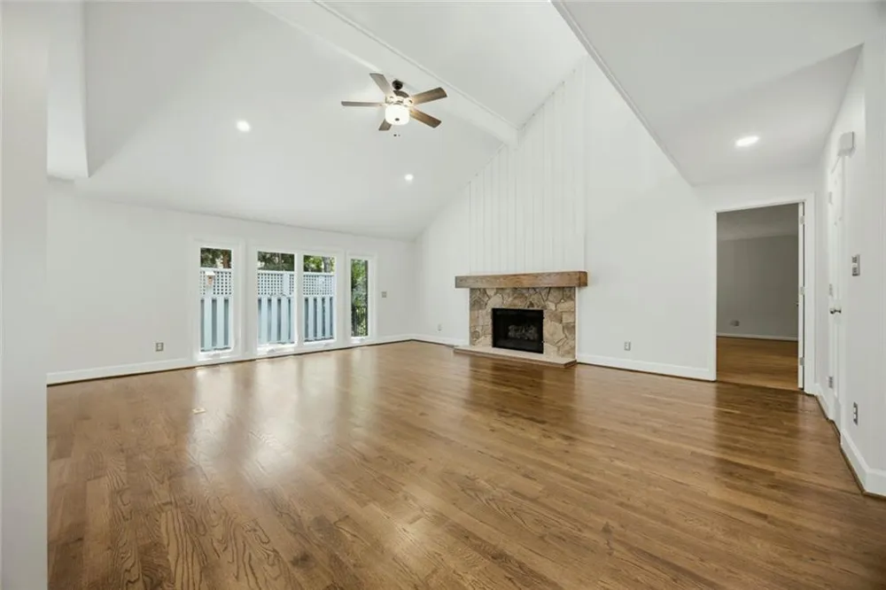 2990 Ascot Lane Roswell, GA 30076