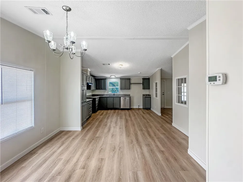 1400 Jim Gooch Avenue Three Rivers, TX 78071
