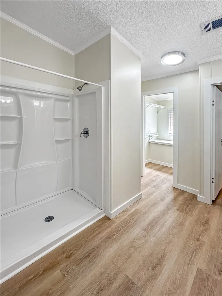 1400 Jim Gooch Avenue Three Rivers, TX 78071