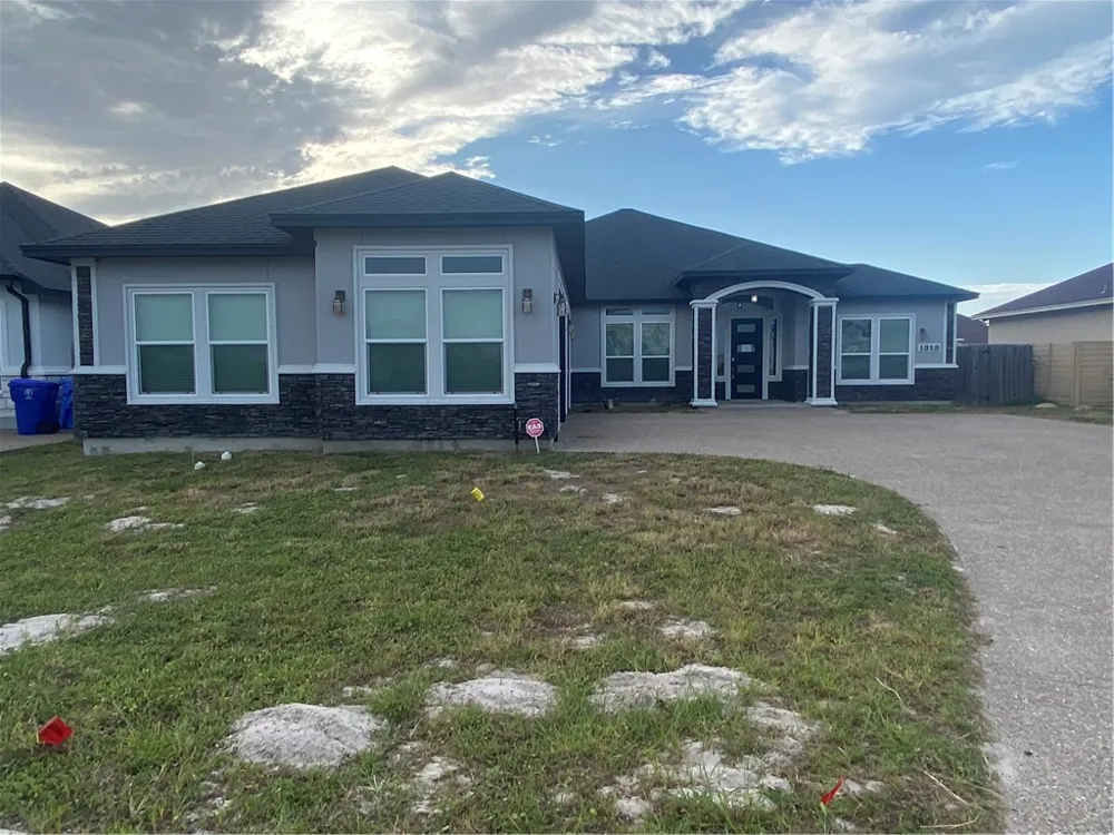 1313 Bentley Court Corpus Christi, TX 78418