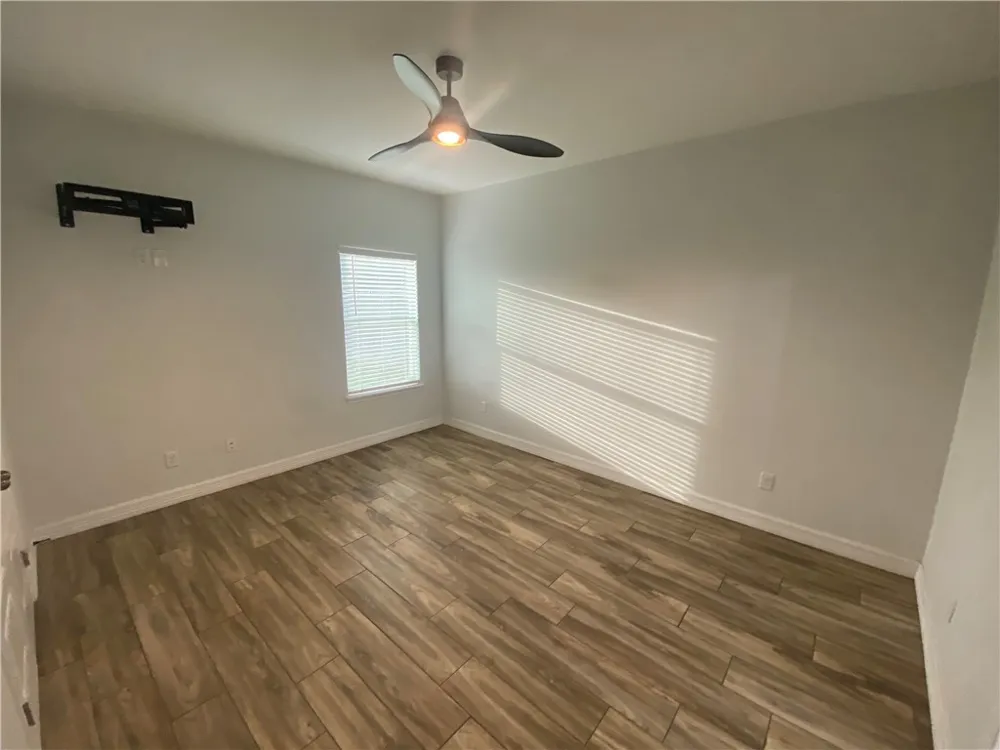1313 Bentley Court Corpus Christi, TX 78418