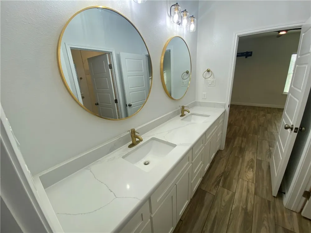 1313 Bentley Court Corpus Christi, TX 78418