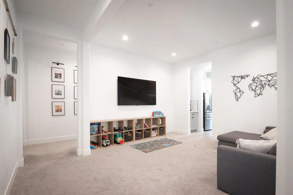 1048 Beaver Pond Loop Madera, CA 93636