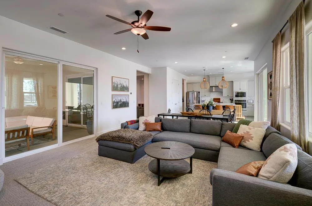 1048 Beaver Pond Loop Madera, CA 93636