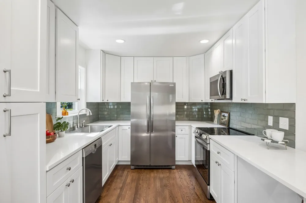 6718 Hialeah Drive Dallas, TX 75214