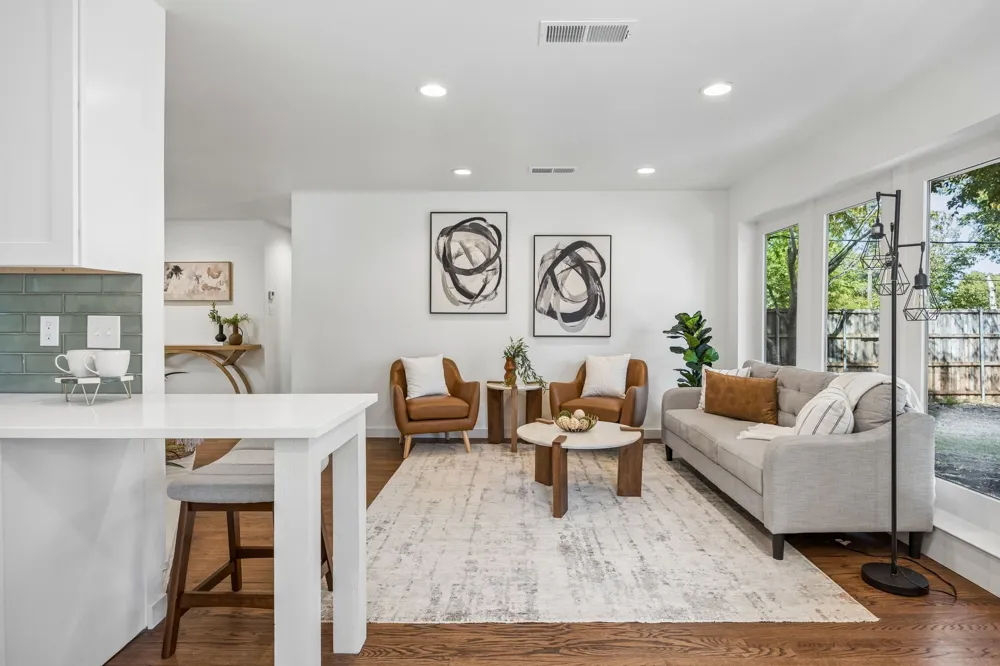6718 Hialeah Drive Dallas, TX 75214